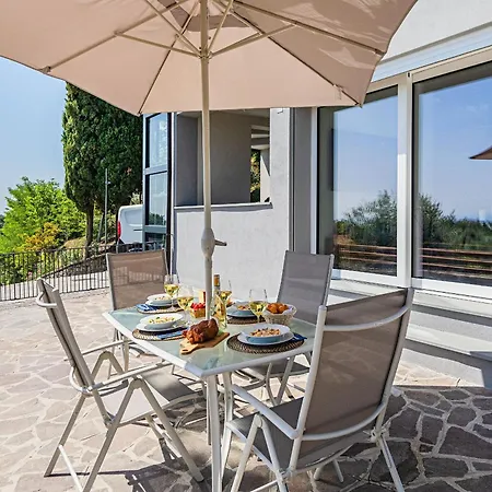Castelletto With Two & Pool & Park Free